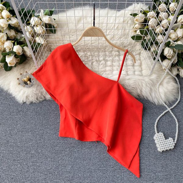 SINGREINY Frauen Design Unregelmäßige Strap Camis Mode Sexy One-Shoulder Schlank Party Tops Sommer Koreanische Off Schulter Kurze Tops 210419