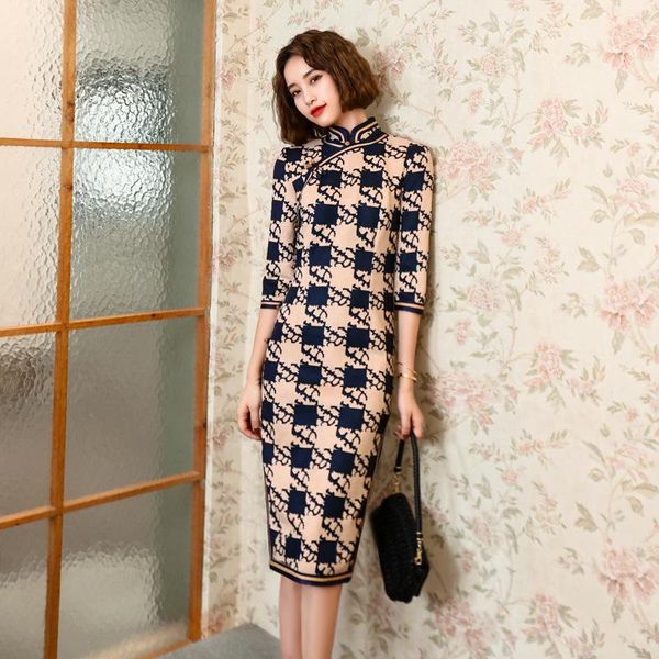

chinese traditional cheongsam long style plaid printed suede elegant qipao ethnic clothing, Red