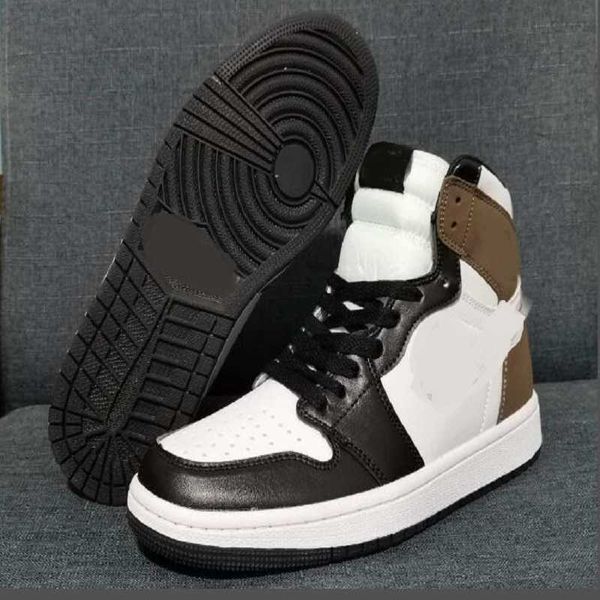 

eur36-47 basketball shoes jumpman 1s og high twist lucky green bio hack reflective white royal chicago toe obsidian unc patent running