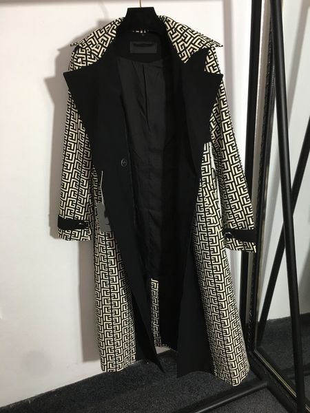 

2021 autumn winter milan runway trench coats lapel neck long sleeve leisure overcoat and fashion brand same style women's jackets desig, Tan;black