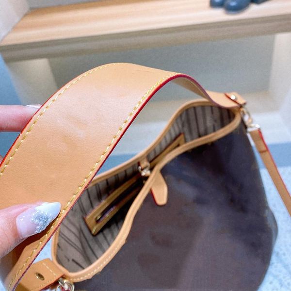 

fashion quality lou vdeng women retro luxury mother's classic bag high capacity designer leather messenger double shoulder zipper porta