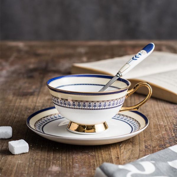 

cups & saucers simple bone china ceramics tea coffee cup creative luxury with spoon arabic set couple tazas de cafe ceramic be50cu