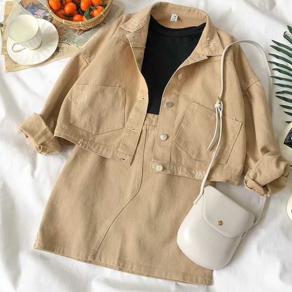 

autumn women tracksuits long sleeve jacket mini skirt sets female two piece outfits matching 2pc retro corduroy suits 210601, White