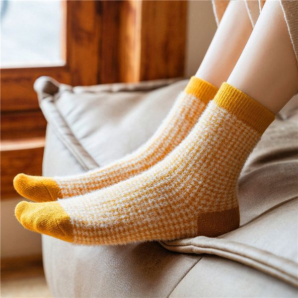 

autumn and winter imitation wool women' tube thickened to keep warm harajuku college style color matching socks all cotton versatile, Red;black