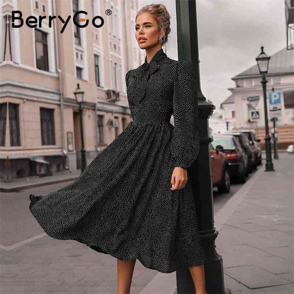 BerryGo Polka Dot Schwarz Elegantes Kleid Frauen Laterne Ärmel Krawatte Hals Lange Kleider Frühling A-Linie Büro Damen Partykleid Vestido 210409