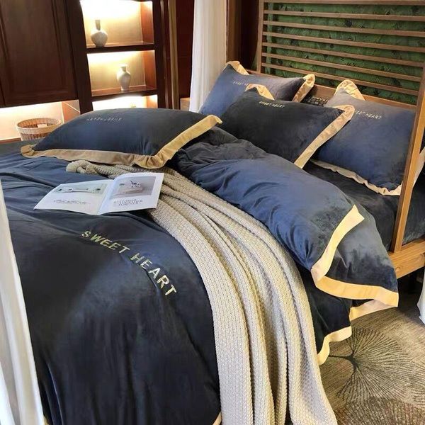 

bedding sets thick coral fleece 4 peice bed linen twin  king size double-sided flannel flat sheet comforter cover