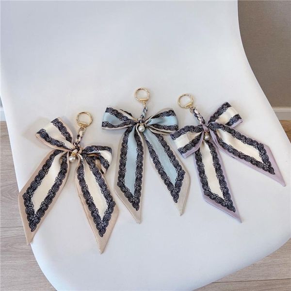 

keychains hand-woven bow icing silk scarf keychain fashion scarves key holder ribbon bowknot exquisite, Silver