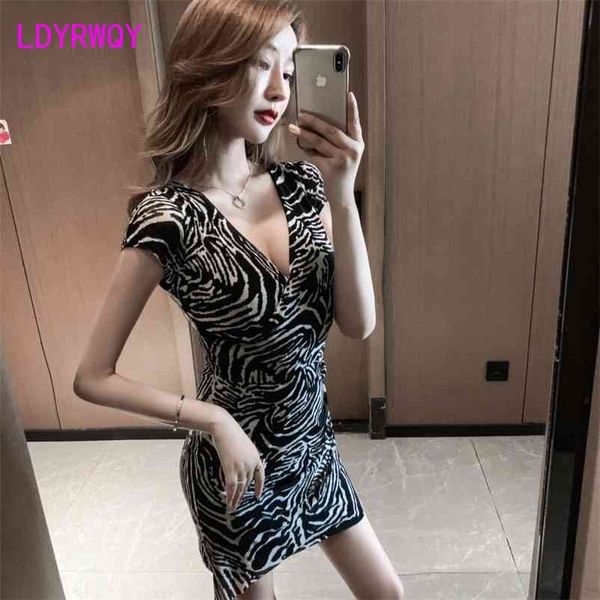 

ldyrwqy summer south korean fashion slim v-neck flounce irregular dress office lady polyester 210603, Black;gray