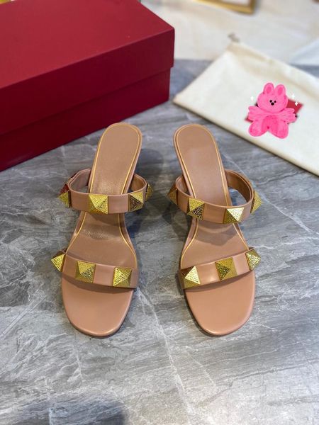 

dress shoes fashion 2021 women slipper genuine leather roman stud luxury designer brands sandals heels, Black