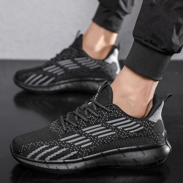 

2021 Summer Fashion Fly Weave Mesh Breathable Mens Casual Shoes Lightweight Shock-absorbing Running Shoes White Tenis Masculino, Black