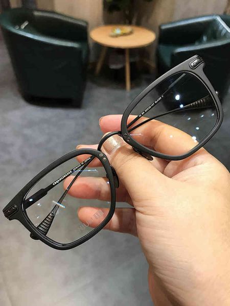 

design sunglasses 2021 news titanium frame for men and women computer classic round eyewear, White;black