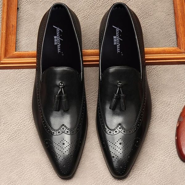 

dress shoes british pointed toe slip on man wingtip brogues genuine leather formal tassels loafers men's office party flats mde197, Black