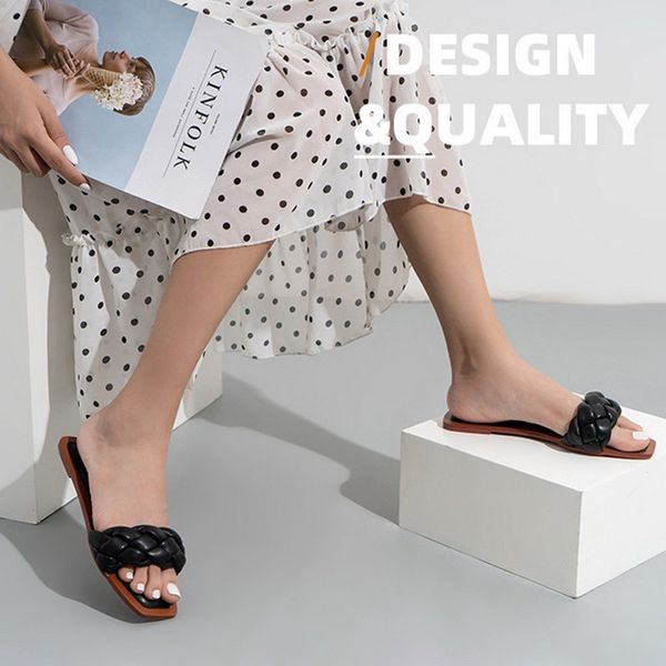 

New Fashion Temperament Braided Charm Open-toe Flat Slippers Set Foot Vacation Beach Sandals Casual Flip Flops Women Shoes