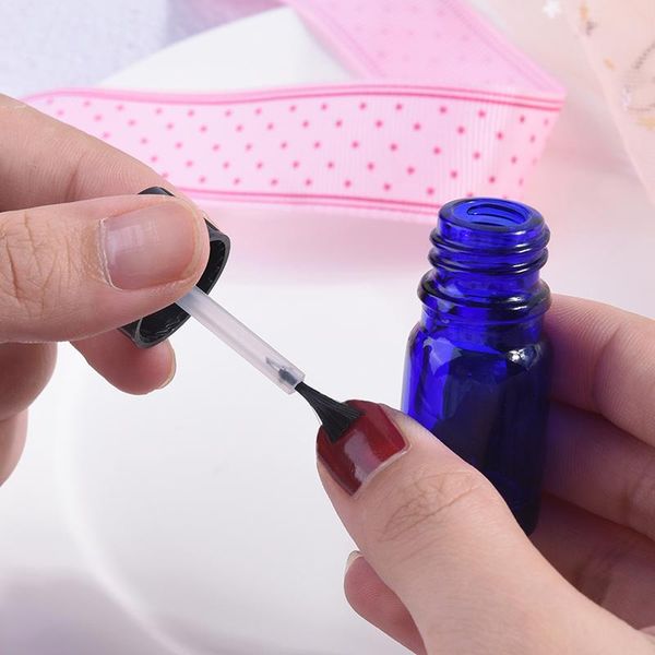 

travel empty small round glass essential bottle cosmetic containers nail polish with a lid brush storage bottles & jars