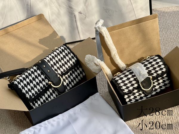 

swallow handbag designer purse one-shoulder messenger bag european and american popular female bag fashion travel cowhide production 66358