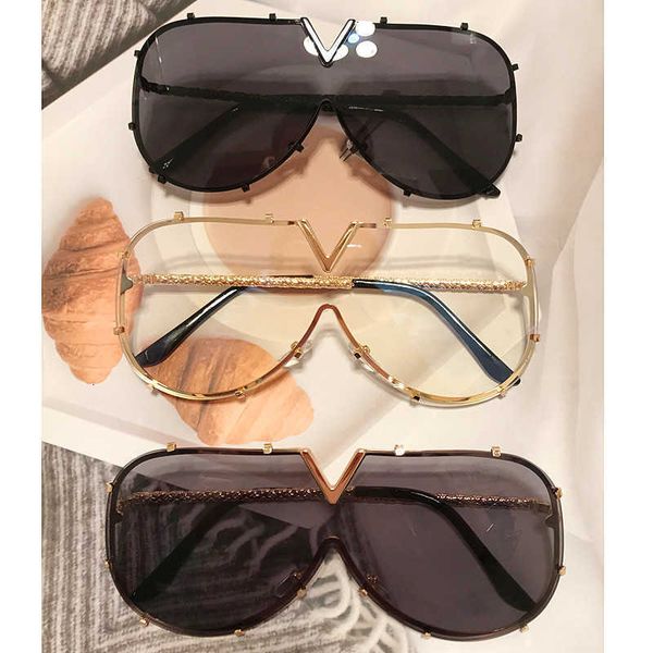 

luxury designer sunglasses 2021 fashion one piece shield for women vintage oversized paw sun glasses men uv400 hip hop punk eyewear black, White;black