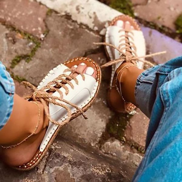 

selling summer tassel outdoor sandals round head flat bottom large size shoe straw shoes women 20211, Black