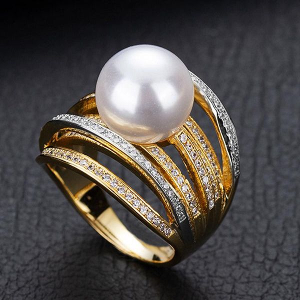 

zlxgirl jewelry 2021 arrival twist pearl statement rings for women cubic zircon finger beads charm ring wedding aneis, Slivery;golden