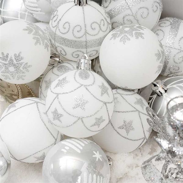 24 Pz / set Palla di Natale in scatola Albero di Natale Ciondolo appeso Decorazione 6 cm Palle di ornamento natalizie in oro bianco per la festa in casa 211109