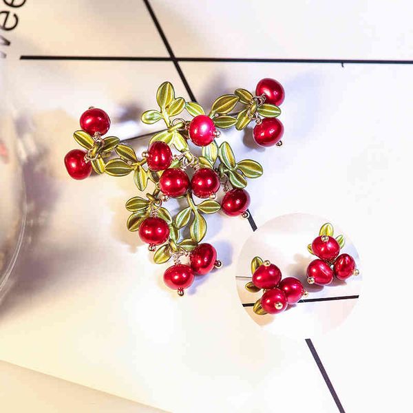 

vanssey vintage fashion jewelry cranberry leaf natural pearl red green handmade brooch pin party wedding accessories for women, Gray
