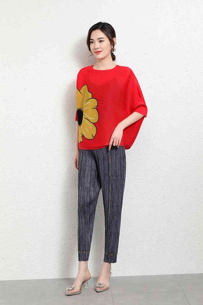 

knits miyake half sleeve folds of print loose t-shirt, White