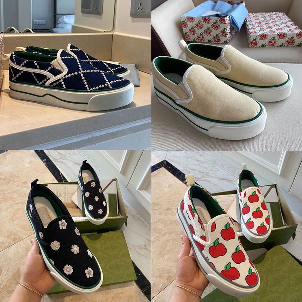 

womens fashion designer casual canvas shoes 1977 tennis ace sneakers slip-on luxe shoe white pink women classic vintage runner trainers skat