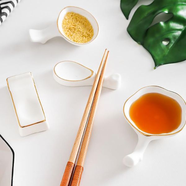 

chopsticks 2pcs creative sauce dish with rest holder ceramics saucer