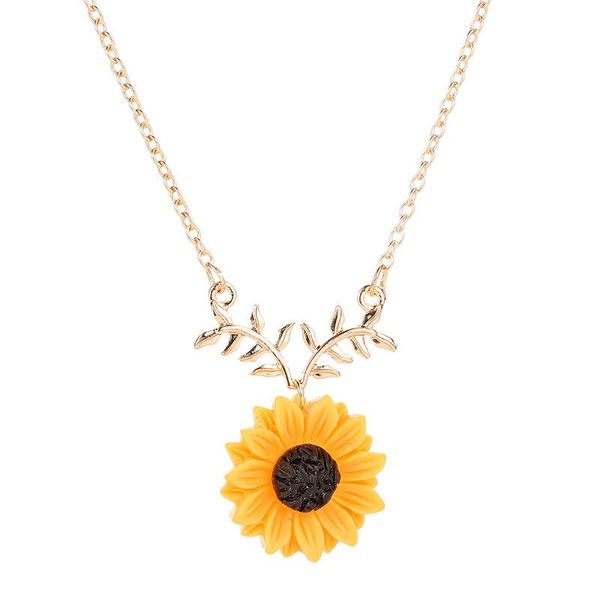 

pendant necklaces 2021 bright color heronsbill pearl necklace sunflower women fashion jewelry wholesale, Silver