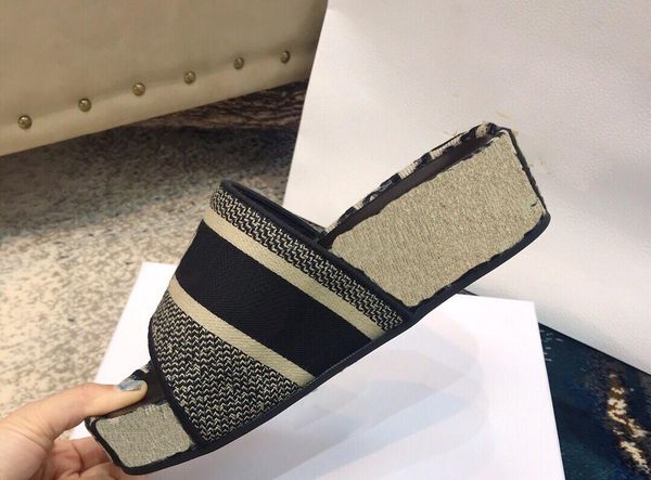 

classic fashion women causal slippers wool slipper thick bottom start print ladies slide sandals outdoor beach flip flops 35-42, Black