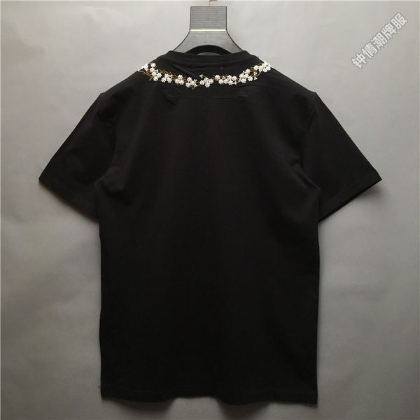

men's and women's couple short-sleeved t-shirts with neckline three-dimensional embroidery fresh flower wreath cotton, White;black