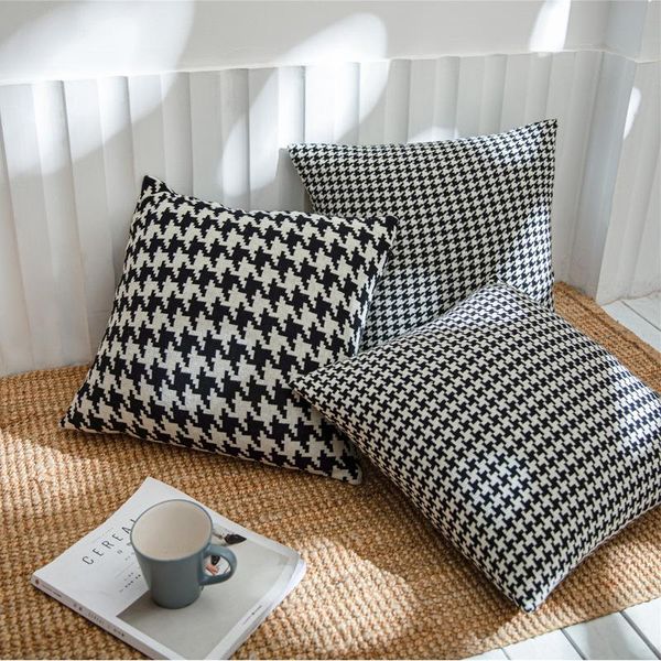 

pillow case fashion plaid knitted cushion cover diameter 45cm plover lattice design super soft cotton decor pillowcase