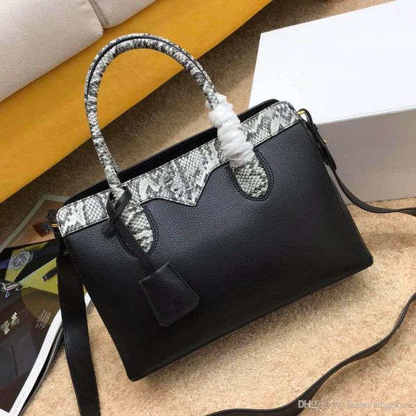

2021 evening bag handbags luxury designer handbag leather crossbody classic retro design pf 5008, Black;red