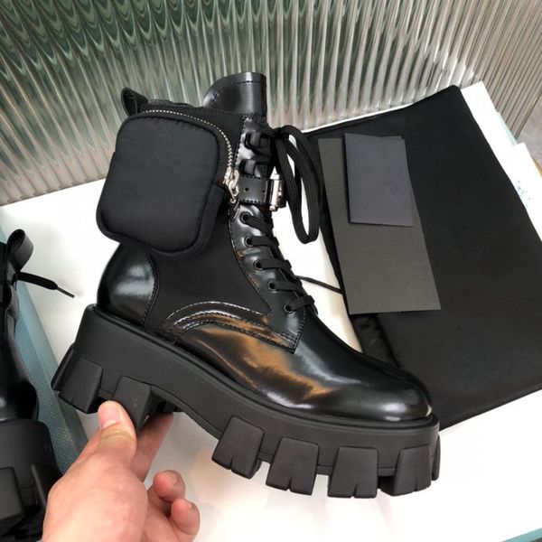 

world tour desert boot women boots platform boot spaceship ankle boots heel flamingos medal martin boots heavy duty soles, Black