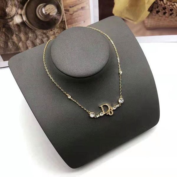 

2021 new jewelry 2021 family letter diamond clavicle necklace brass fashion sweater neck chain female, Silver