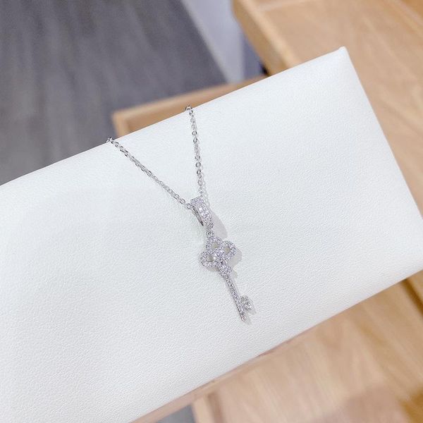 

chains 14k real gold plated key necklace shining bling zircon flower women clavicle chain elegant charm wedding pendant jewelry, Silver
