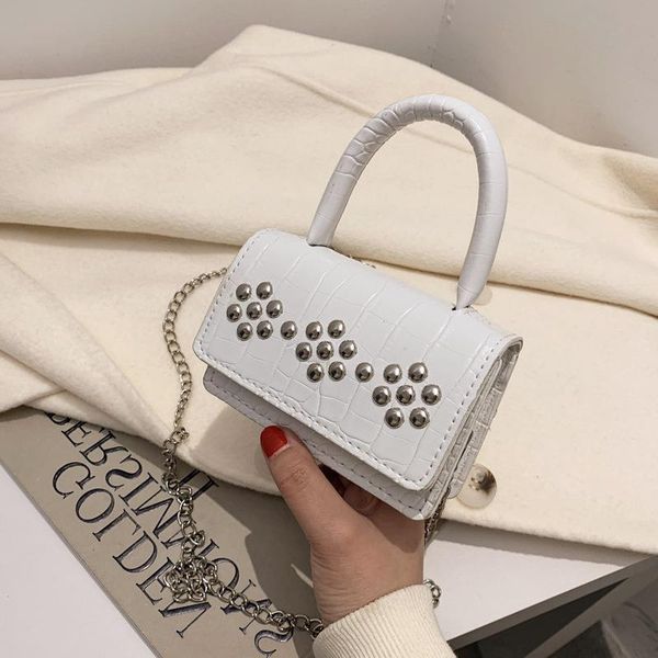 

shoulder messenger spring bag female new tide texture retro pattern western 2021 handbag chain small style crocodile urfap