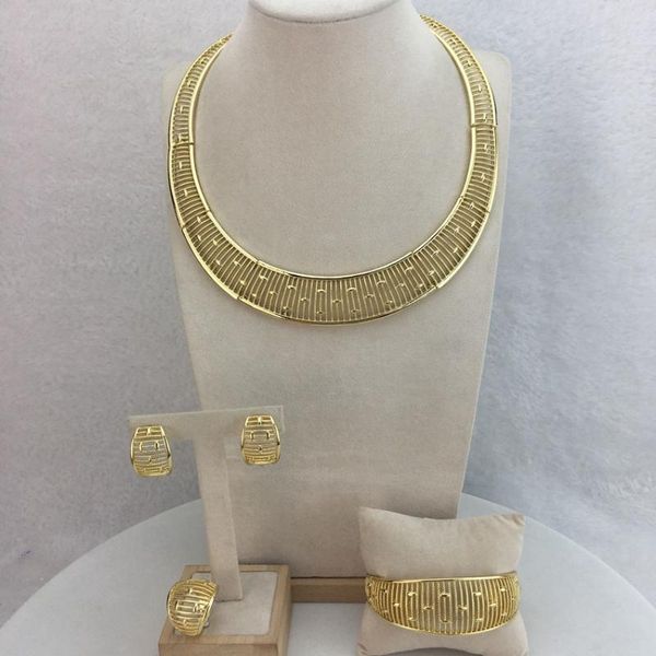 Серьги Ожерелье Yuminglai FHK11603 Dubai Dewelry Sets Flower Goldplate Fashion Golded для женщин