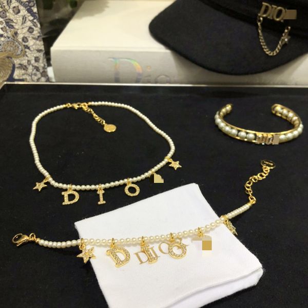 

designer jewelry family's new fashion letters three piece pearl necklace and bracelet, Silver