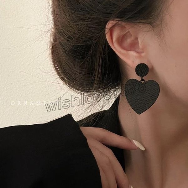 

vintage love heart drop dangle earrings for women exaggerated black metal earrings female fashion jewelry, Silver