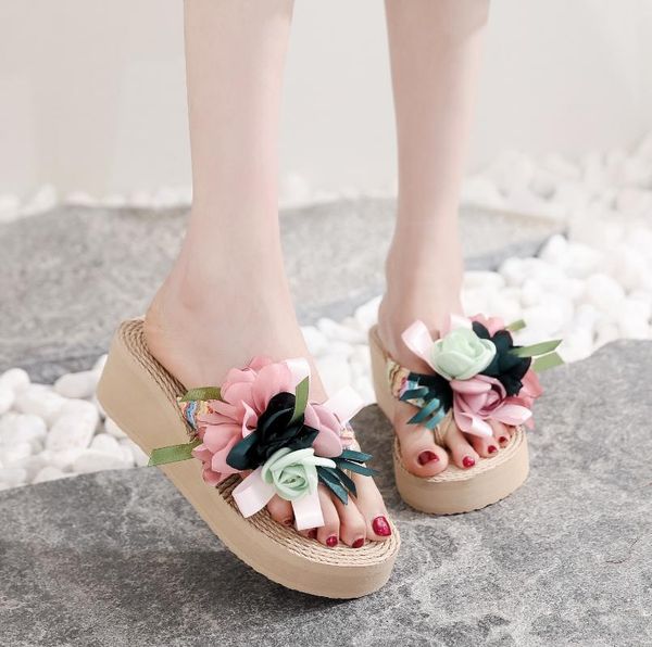 

low slippers casual rubber flip flops flower shoes woman 2021 heeled mules shale female beach luxury hawaiian high sabot slides, Black