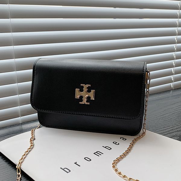 

factory outlet design ins female 2021 korean autumn new messenger female minority fashion chain armpit shoulder bag