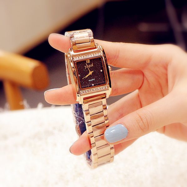 

watch tiktok lady , lady's star steel, quartz waterproof, Slivery;brown