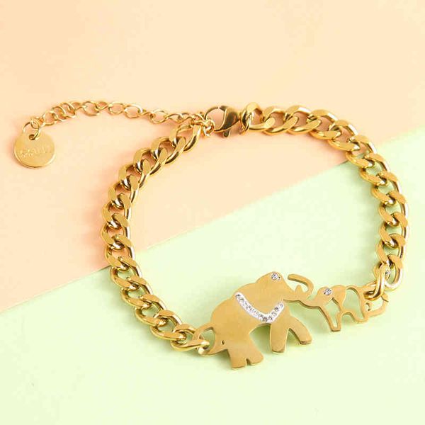 

fashion new personalized dign titanium steel lovely elephant shape diamond inlaid bracelet versatile female accsori, Golden;silver