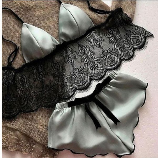 

selling lingerie three temptations lace, Red;black