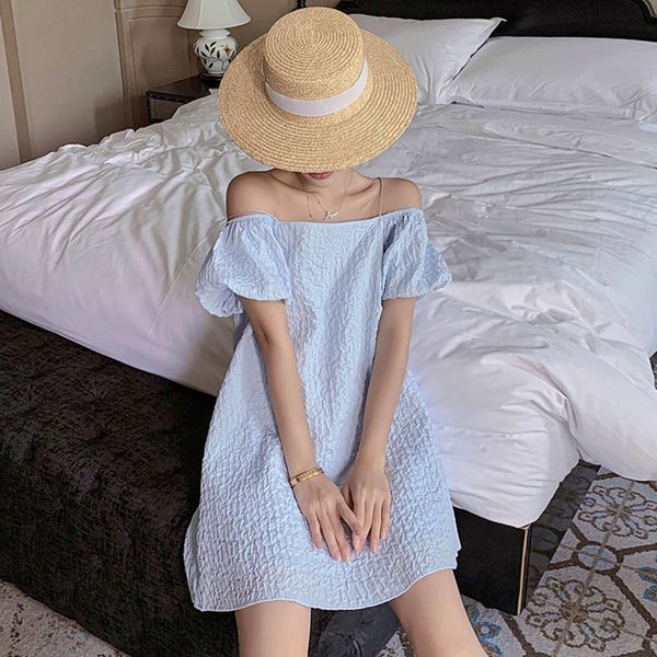 

small exclusive suspender open back sleeve short, White;black