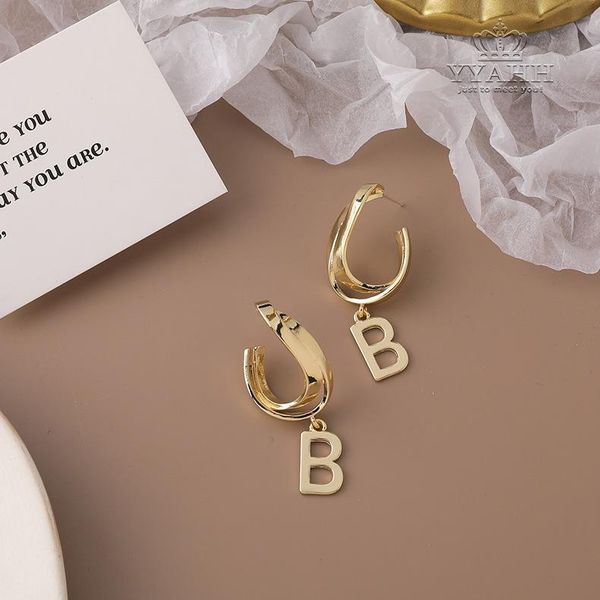 

european and american fashion retro b letter earrings female stud, Golden;silver