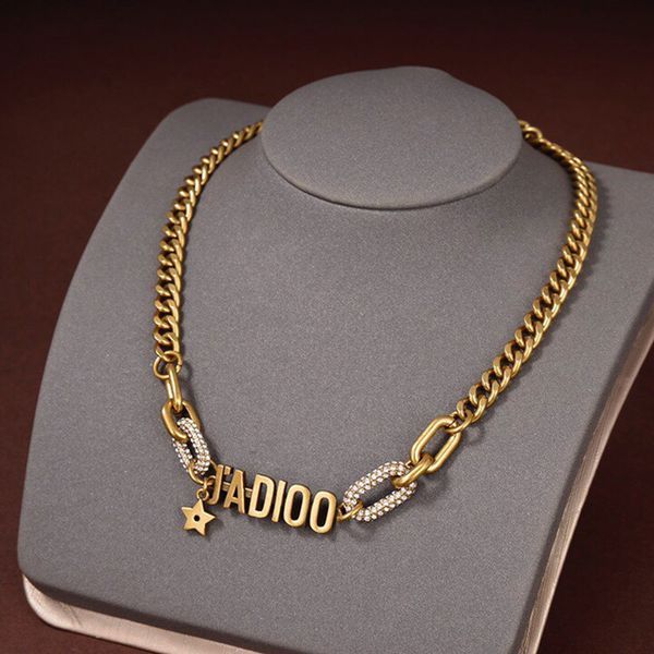 

design jewelry letter necklace 2021 new red choker necklace with diamond, Silver