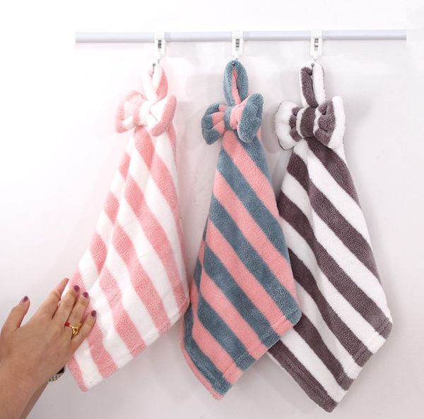 Cute Bow Knot Towel - Large Absorbent Hand-Wiping Towel for Kitchen & Bathroom, Many Styles (30x30cm)