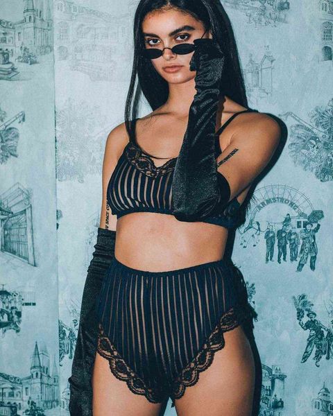 

lingerie selling 2021 female lace splicing stripe fun split suit 6903, Red;black