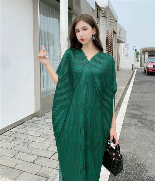 

dress miyake fold short fashion v-neck solid loose bat sleeve, Black;gray